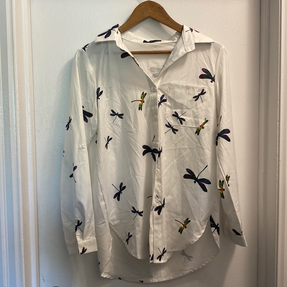 Emery Rose Dragonfly Patterned Blouse